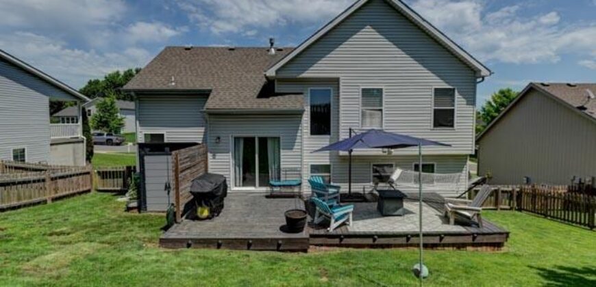 1400 Fox Run Trail, Platte City, MO 64079
