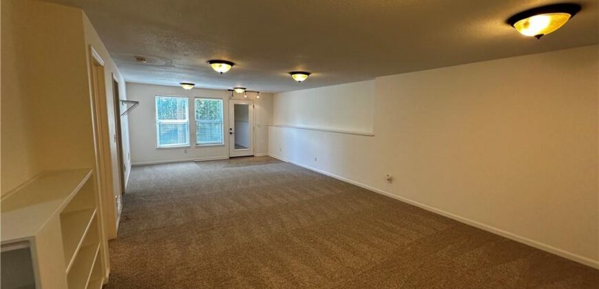 12202 N Highland Avenue, Kansas City, MO 64165