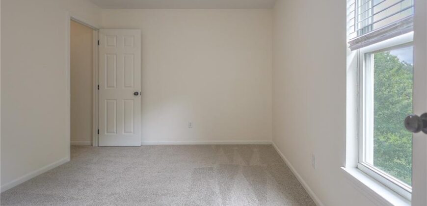 12202 N Highland Avenue, Kansas City, MO 64165