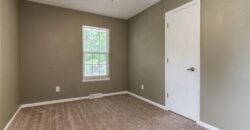9404 NW 59th Terrace, Parkville, MO 64152