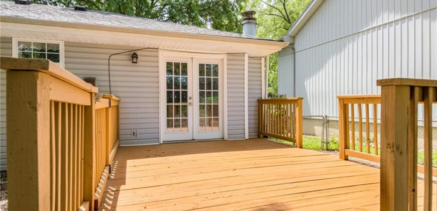 9404 NW 59th Terrace, Parkville, MO 64152