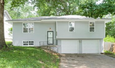9404 NW 59th Terrace, Parkville, MO 64152