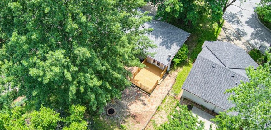 9404 NW 59th Terrace, Parkville, MO 64152