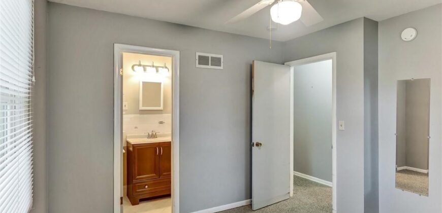 1717 4th Street, Platte City, MO 64079