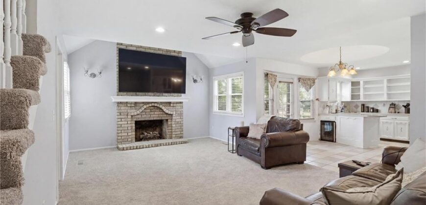 3800 NE Shady Lane Drive, Gladstone, MO 64119