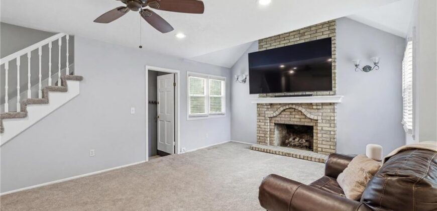 3800 NE Shady Lane Drive, Gladstone, MO 64119