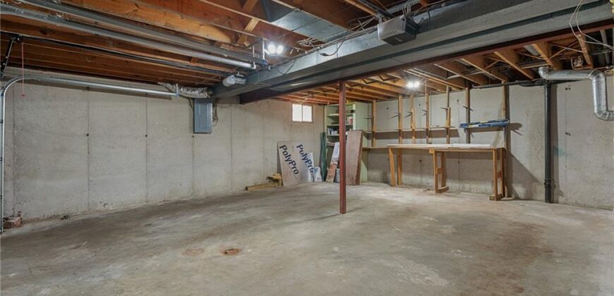7401 NW 77th Terrace, Kansas City, MO 64152