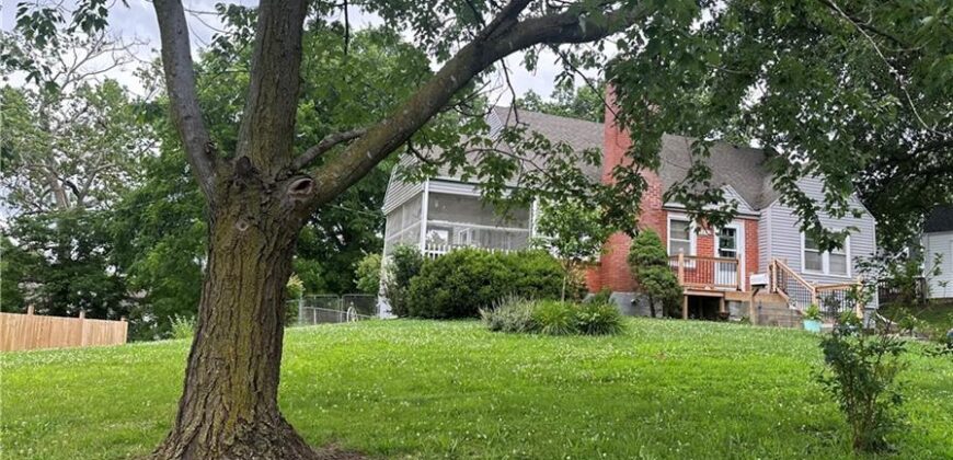 5341 N SPRUCE Avenue, Kansas City, MO 64119