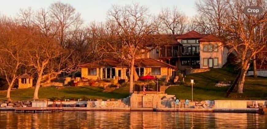 7810 NW Scenic Drive, Weatherby Lake, MO 64152