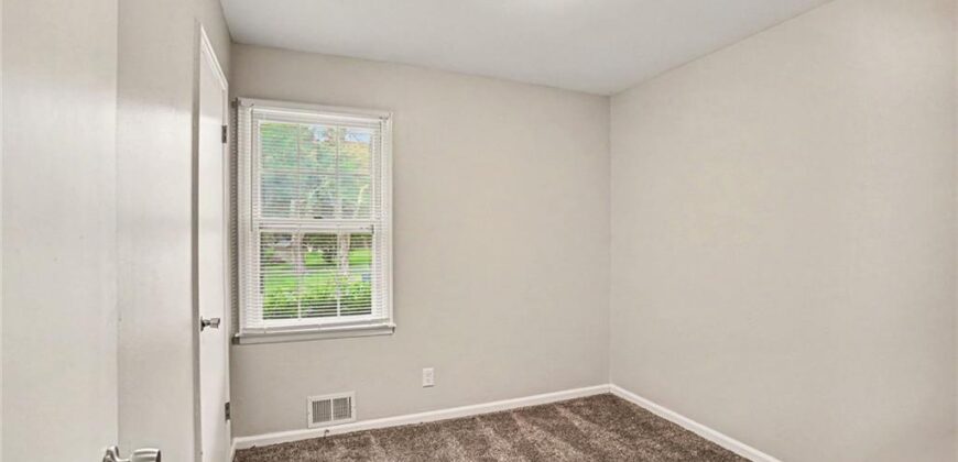 1501 Johnston Street, Liberty, MO 64068