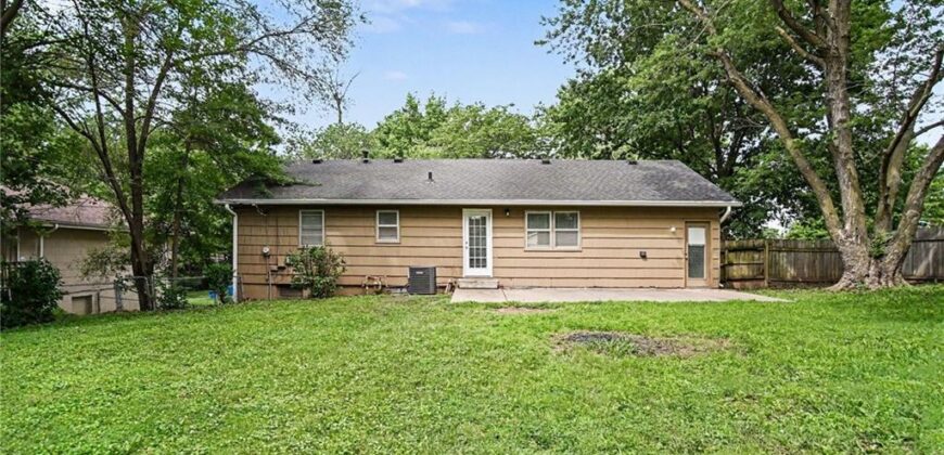 1501 Johnston Street, Liberty, MO 64068