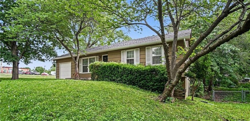 1501 Johnston Street, Liberty, MO 64068