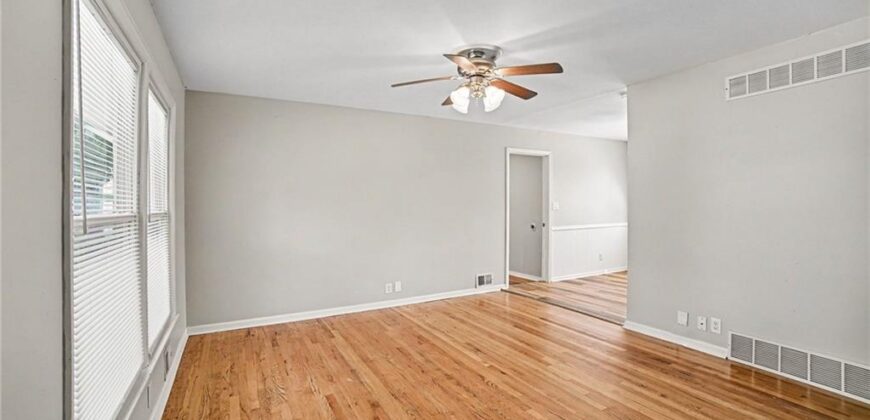 1501 Johnston Street, Liberty, MO 64068