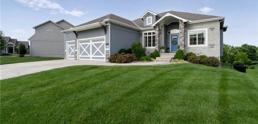 8905 N Donnelly Avenue, Kansas City, MO 64157
