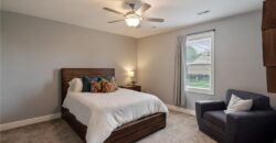 8905 N Donnelly Avenue, Kansas City, MO 64157