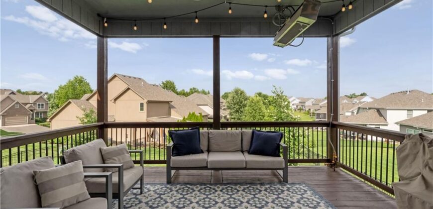 8905 N Donnelly Avenue, Kansas City, MO 64157