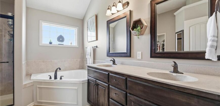 10365 N Skiles Court, Kansas City, MO 64157