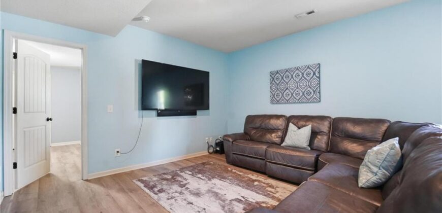10365 N Skiles Court, Kansas City, MO 64157