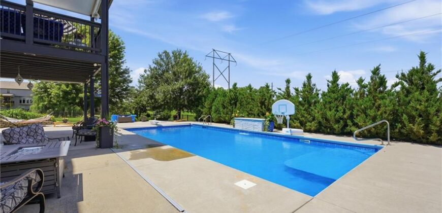 10365 N Skiles Court, Kansas City, MO 64157