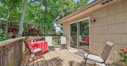 13 NW Englewood Court, Kansas City, MO 64118