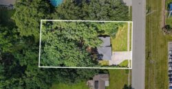 13 NW Englewood Court, Kansas City, MO 64118