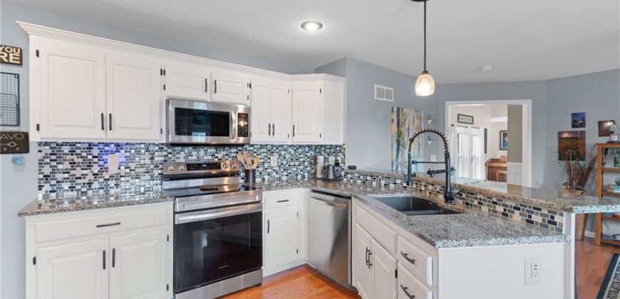 5901 NW Liston Court, Kansas City, MO 64151