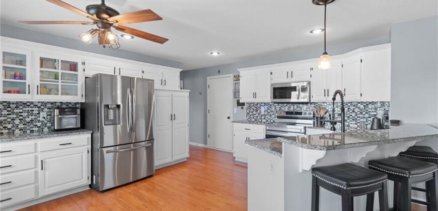 5901 NW Liston Court, Kansas City, MO 64151