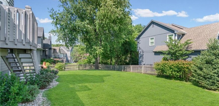 5901 NW Liston Court, Kansas City, MO 64151