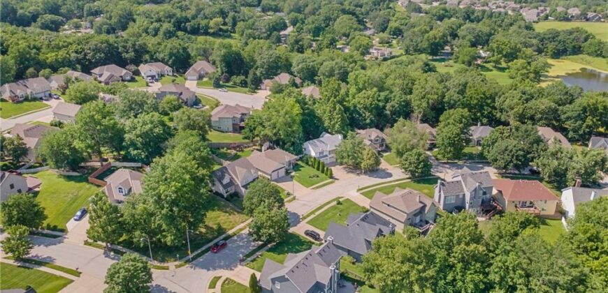 5901 NW Liston Court, Kansas City, MO 64151