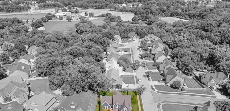 5901 NW Liston Court, Kansas City, MO 64151