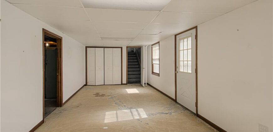 6313 N Michigan Avenue, Gladstone, MO 64118