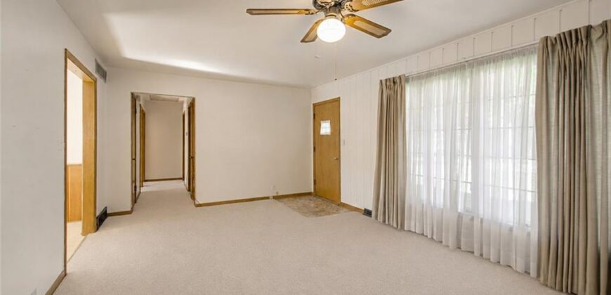 6313 N Michigan Avenue, Gladstone, MO 64118