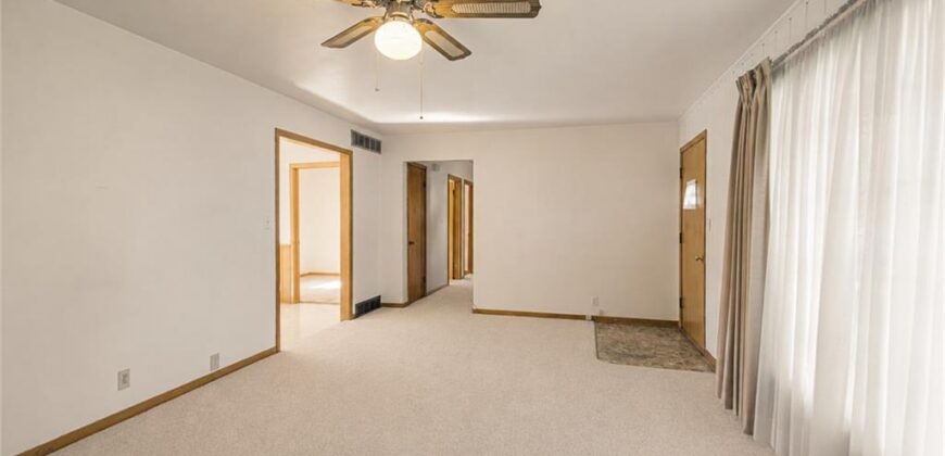 6313 N Michigan Avenue, Gladstone, MO 64118