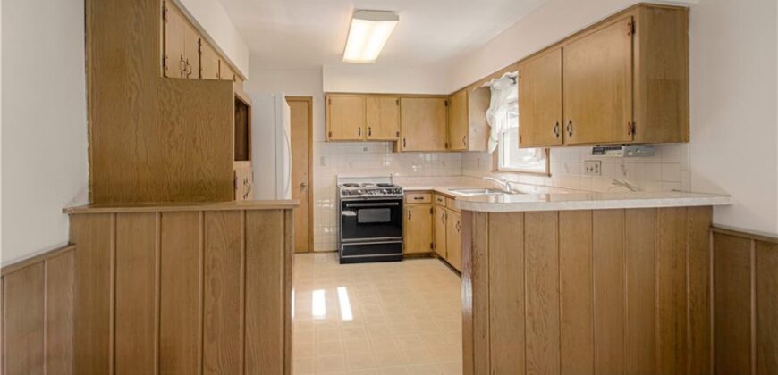 6313 N Michigan Avenue, Gladstone, MO 64118