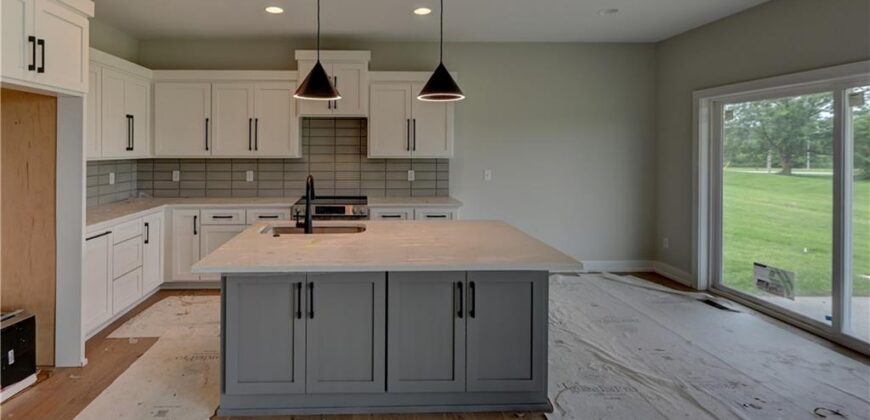 6400 NW 98th Street, Kansas City, MO 64153
