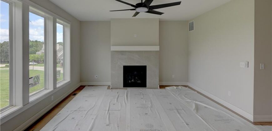 6400 NW 98th Street, Kansas City, MO 64153