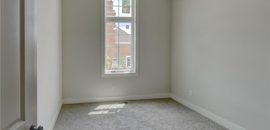 6400 NW 98th Street, Kansas City, MO 64153
