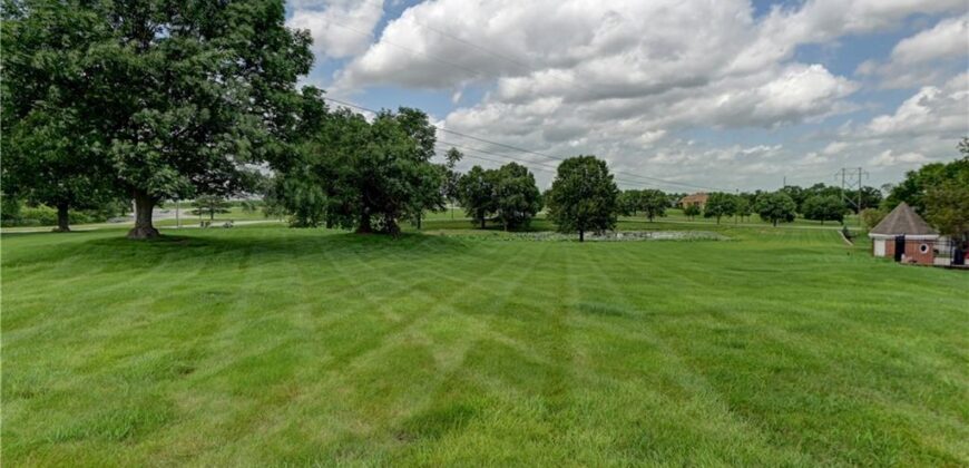 6400 NW 98th Street, Kansas City, MO 64153