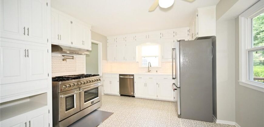 1710 NE 68th Street, Kansas City, MO 64118