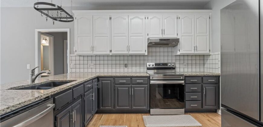 15750 Timber Park Court, Platte City, MO 64079