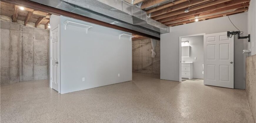 15750 Timber Park Court, Platte City, MO 64079