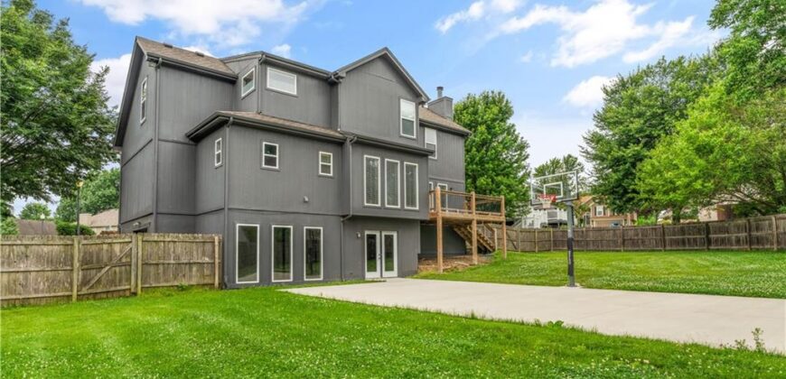 15750 Timber Park Court, Platte City, MO 64079