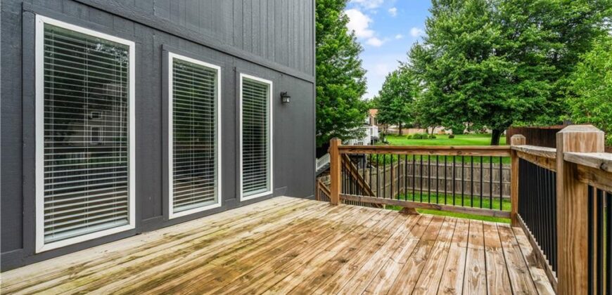 15750 Timber Park Court, Platte City, MO 64079