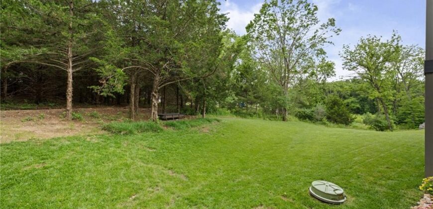 4913 NW 70th Terrace, Kansas City, MO 64151
