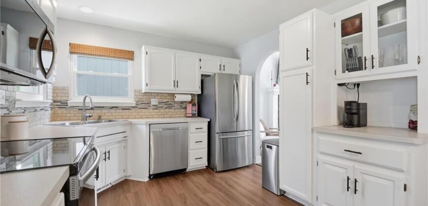 11215 N Marsh Avenue, Kansas City, MO 64157