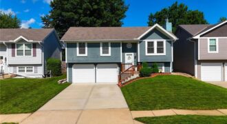 11215 N Marsh Avenue, Kansas City, MO 64157