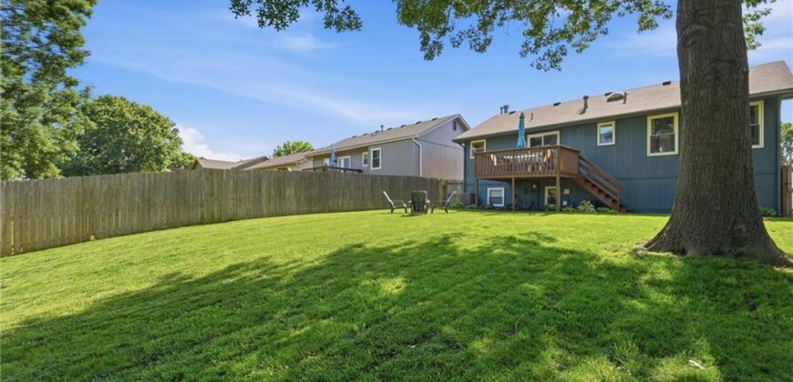11215 N Marsh Avenue, Kansas City, MO 64157