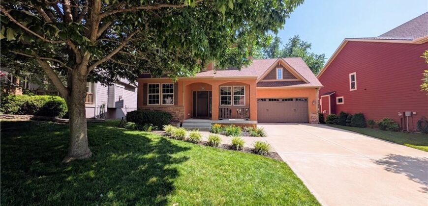321 Creekwood Drive, Liberty, MO 64068