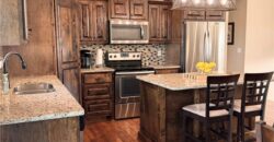 1212 Viola Street, Smithville, MO 64089