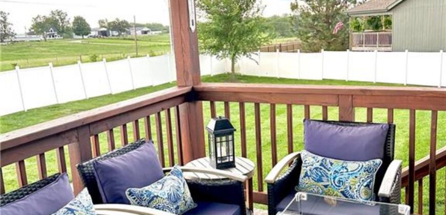 1212 Viola Street, Smithville, MO 64089